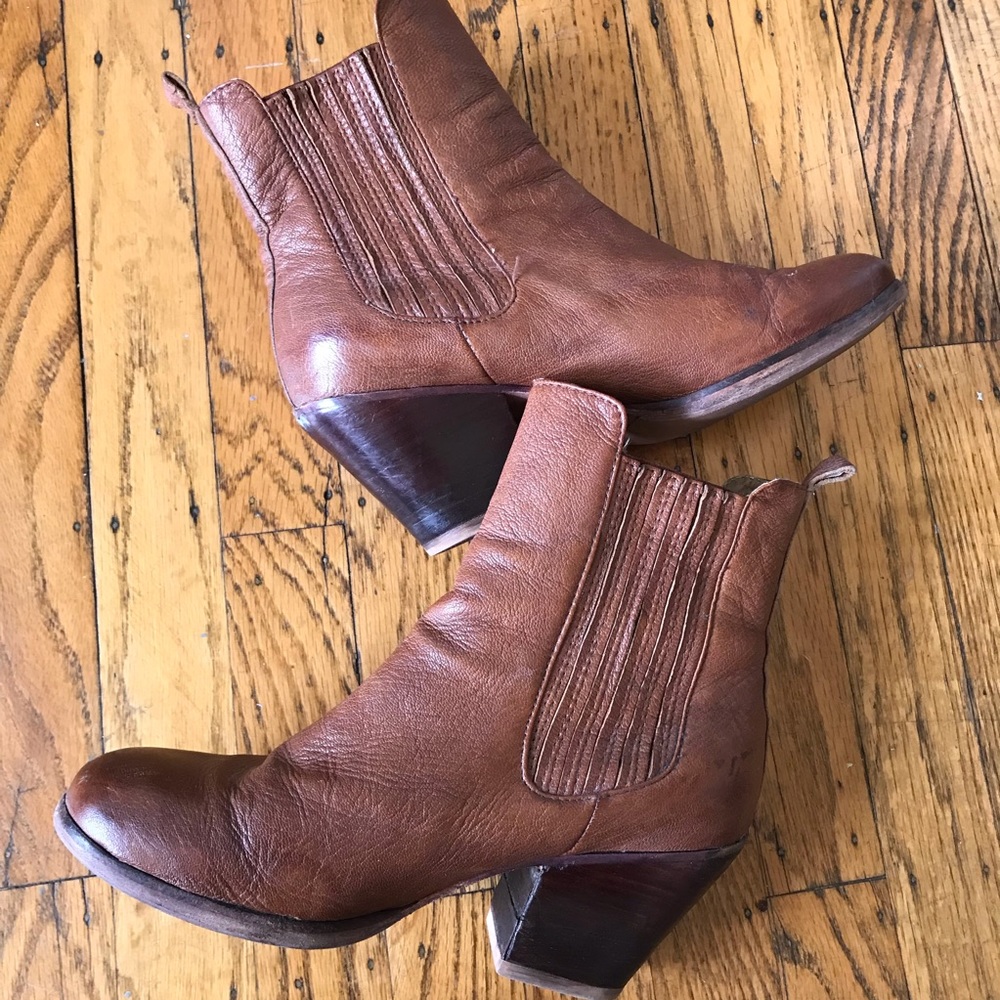 Steve Madden Magalie Bootie - Picture 4 of 7